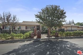 Single Family Residence, 22658 Victory blvd, Woodland Hills, CA 91367 - 3