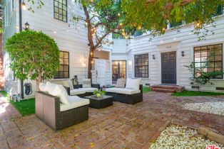 Townhouse, 133 Bedford dr, Beverly Hills, CA 90212 - 4