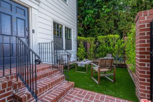 Townhouse, 133 Bedford dr, Beverly Hills, CA 90212 - 7