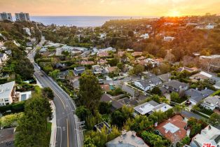 Single Family Residence, 540 Dryad rd, Pacific Palisades, CA 90402 - 38