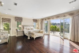 Single Family Residence, 3906 Oakfield dr, Sherman Oaks, CA 91423 - 12