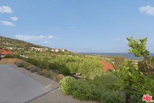 Single Family Residence, 24728 Vantage Point ter, Malibu, CA 90265 - 28