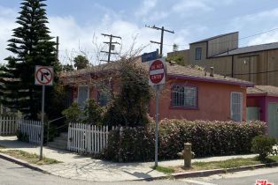 Residential Income, 732 Broadway st, Venice, CA 90291 - 4