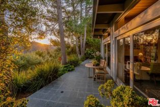 Single Family Residence, 16798 Charmel ln, Pacific Palisades, CA 90272 - 27