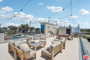 Condominium, 1712 1/2  Abbot Kinney Blvd, Venice, CA  Venice, CA 90291