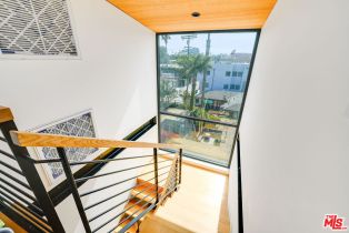 Single Family Residence, 232 Grand blvd, Venice, CA 90291 - 34