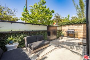 Single Family Residence, 232 Grand blvd, Venice, CA 90291 - 3