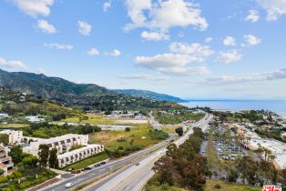 Condominium, 23901   Civic Center Way, Malibu, CA  Malibu, CA 90265