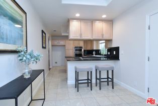 Single Family Residence, 15229 Camarillo st, Sherman Oaks, CA 91403 - 20