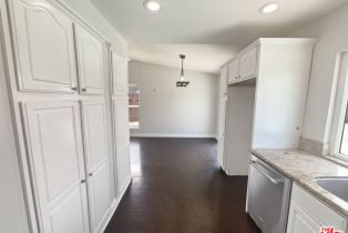 Single Family Residence, 20821 Lancelot ln, Huntington Beach, CA 92646 - 10