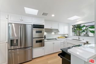 Single Family Residence, 20228 Pacific Coast hwy, Malibu, CA 90265 - 24