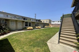 Residential Income, 1437 9th st, Santa Monica, CA 90401 - 6