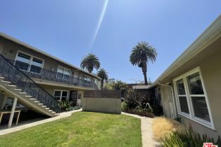 Residential Income, 1437 9th st, Santa Monica, CA 90401 - 7