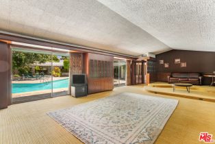 Single Family Residence, 1018 Crescent dr, Beverly Hills, CA 90210 - 11