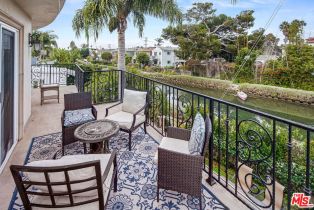 Residential Income, 3000 Grand Canal, Venice, CA 90291 - 23