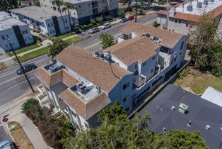 Residential Income, 14931 Magnolia blvd, Sherman Oaks, CA 91403 - 4