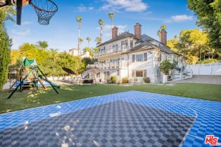 Single Family Residence, 14619 Valley Vista blvd, Sherman Oaks, CA 91403 - 57