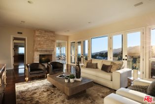 Single Family Residence, 1361 Berea pl, Pacific Palisades, CA 90272 - 3