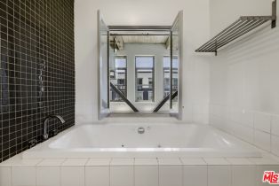 Condominium, 207 Broadway, Long Beach, CA 90802 - 14