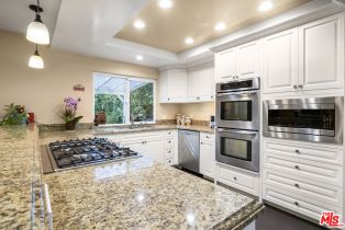 Single Family Residence, 4221 Balcony dr, Calabasas, CA 91302 - 4