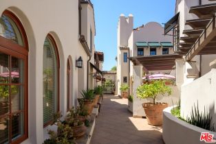 Condominium, 105  W De La Guerra St, Santa Barbara, CA  Santa Barbara, CA 93101