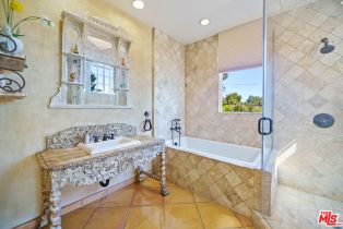 Single Family Residence, 16830 Livorno dr, Pacific Palisades, CA 90272 - 56