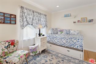 Single Family Residence, 12052 Laurel Terrace dr, Studio City, CA 91604 - 18