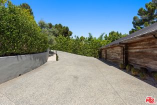 Single Family Residence, 1120 El Retiro way, Beverly Hills, CA 90210 - 22