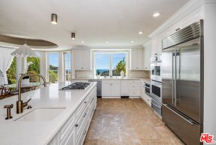 Single Family Residence, 1116 Cumbre Alta ct, Pacific Palisades, CA 90272 - 20