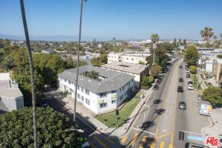 Residential Income, 2700 Abbot Kinney blvd, Venice, CA 90291 - 5