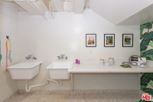 Condominium, 301 Rexford dr, Beverly Hills, CA 90212 - 20