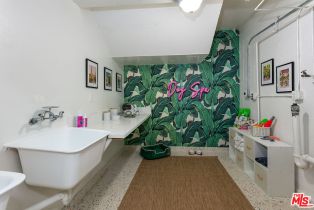 Condominium, 301 Rexford dr, Beverly Hills, CA 90212 - 19