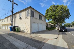 Residential Income, 2002 Montana ave, Santa Monica, CA 90403 - 5