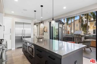 Single Family Residence, 121 Emerald ave, Newport Beach, CA 92662 - 6