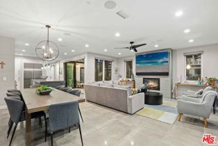 Single Family Residence, 121 Emerald ave, Newport Beach, CA 92662 - 4