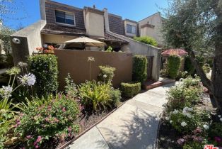 Condominium, 18417 Collins st, Tarzana, CA 91356 - 2