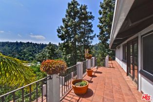 Single Family Residence, 2901  Benedict Canyon Drive, Beverly Hills, CA  Beverly Hills, CA 90210