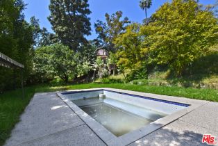 Single Family Residence, 2901 Benedict Canyon Drive, Beverly Hills, CA 90210 - 40