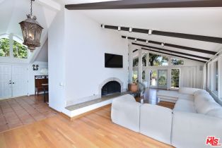 Single Family Residence, 2901 Benedict Canyon Drive, Beverly Hills, CA 90210 - 6