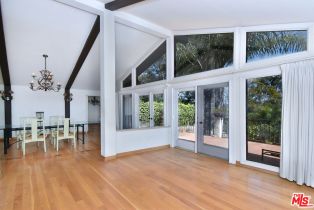 Single Family Residence, 2901 Benedict Canyon Drive, Beverly Hills, CA 90210 - 9