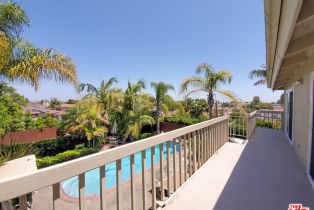 Single Family Residence, 1643 5th st, Manhattan Beach, CA 90266 - 8