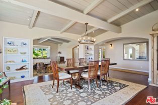 Single Family Residence, 671 Enchanted way, Pacific Palisades, CA 90272 - 7