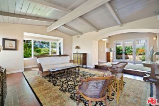 Single Family Residence, 671 Enchanted way, Pacific Palisades, CA 90272 - 6