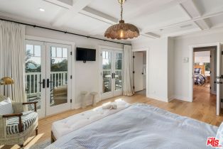 Single Family Residence, 12 Seaview ter, Santa Monica, CA 90401 - 29