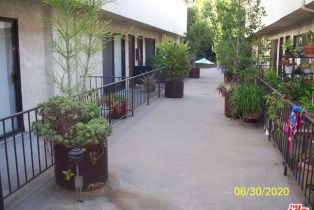 Condominium, 13412 Burbank blvd, Sherman Oaks, CA 91401 - 31