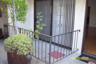 Condominium, 13412 Burbank blvd, Sherman Oaks, CA 91401 - 32