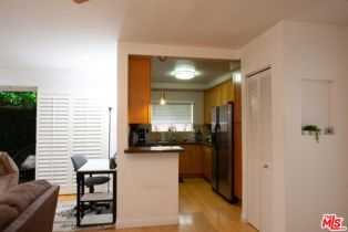 Condominium, 1144 10th st, Santa Monica, CA 90403 - 4