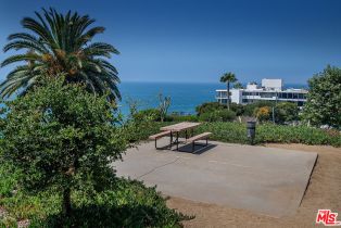 Condominium, 17366 Sunset blvd, Pacific Palisades, CA 90272 - 32