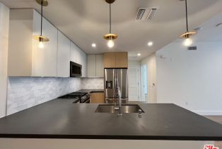 Apartment, 1001 FAIRFAX ave, West Hollywood , CA 90046 - 4