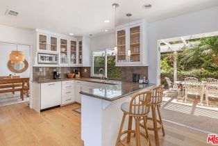 Single Family Residence, 11422 Tongareva st, Malibu, CA 90265 - 9